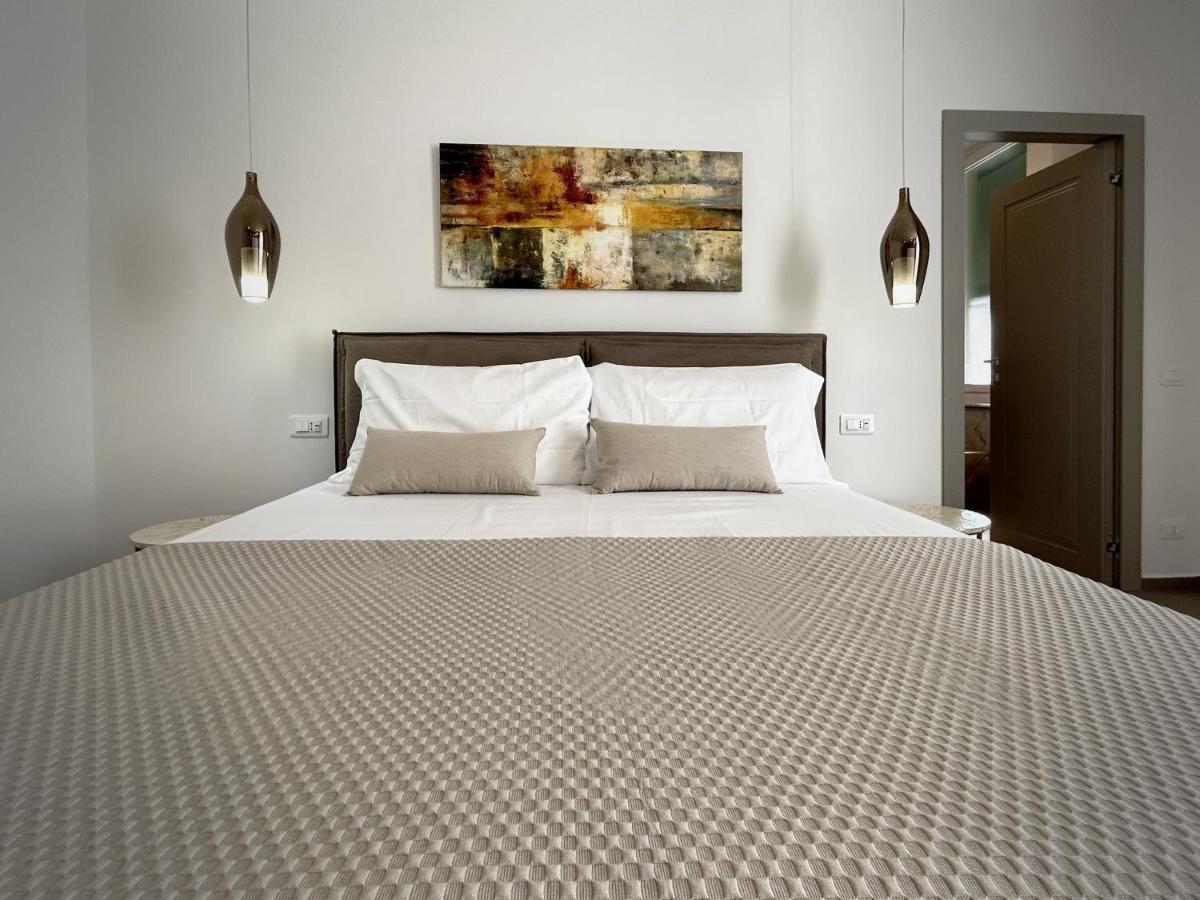 New Moon Rooms La Spezia Exterior photo