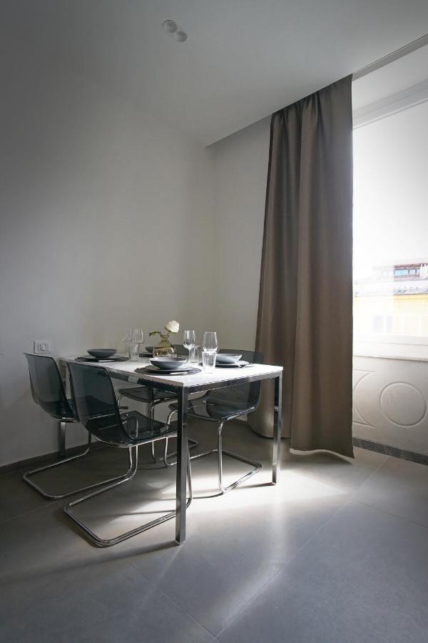 New Moon Rooms La Spezia Exterior photo