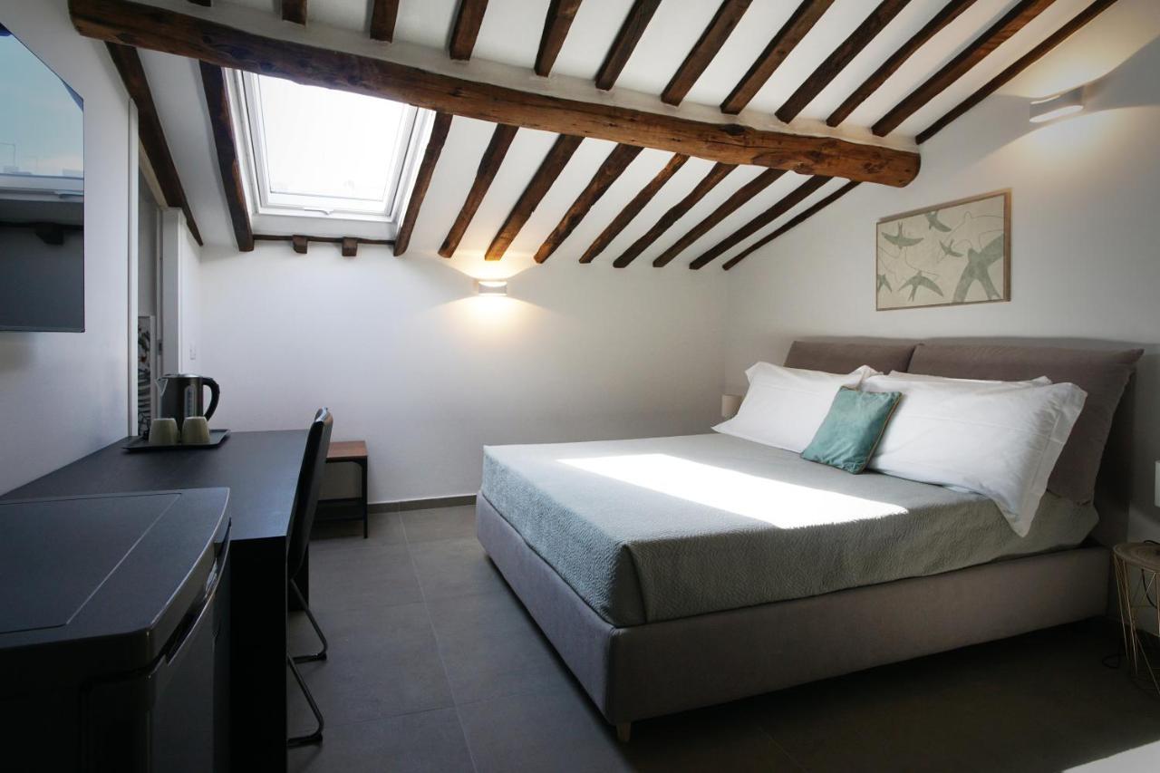 New Moon Rooms La Spezia Exterior photo